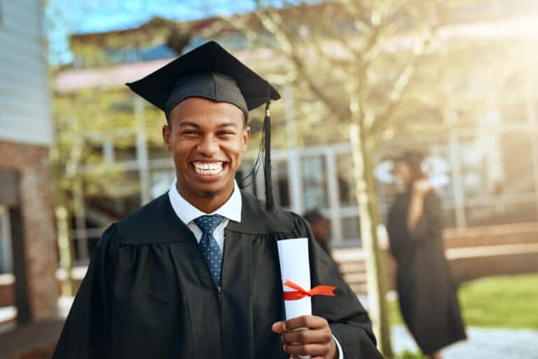 Cómo Obtener el Reconocimiento de tus Credenciales en Canadá: Tu Camino al Éxito Profesional
