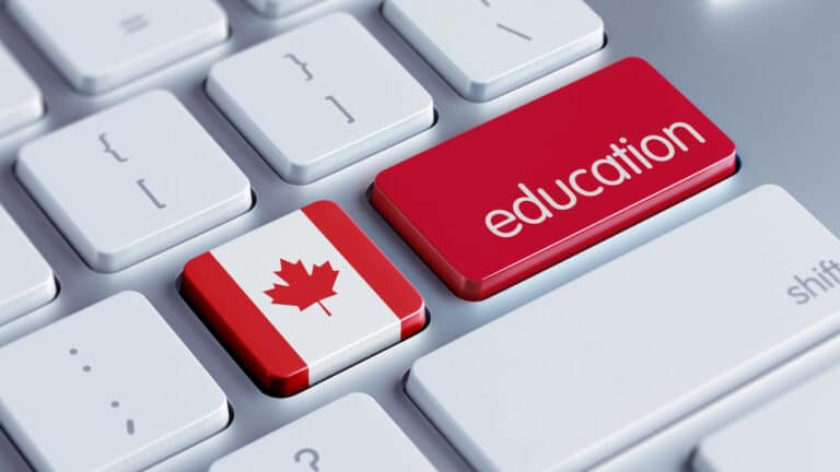 Guía de Visa de Estudiante en Canadá: Requisitos, Proceso y Consejos para Estudiantes Internacionales